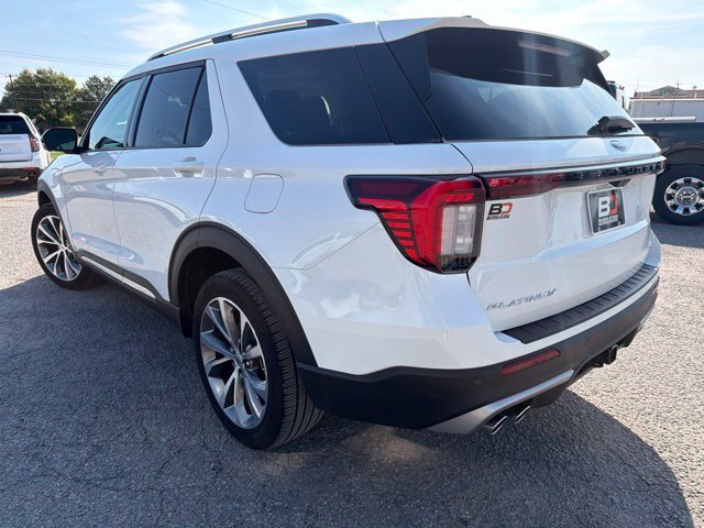 Certified 2025 Ford Explorer Platinum w/ Ultimate Package AWD/4WD image 4