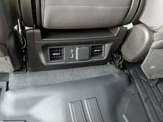 Used 2022 Chevrolet Silverado 1500 LT RWD image 22