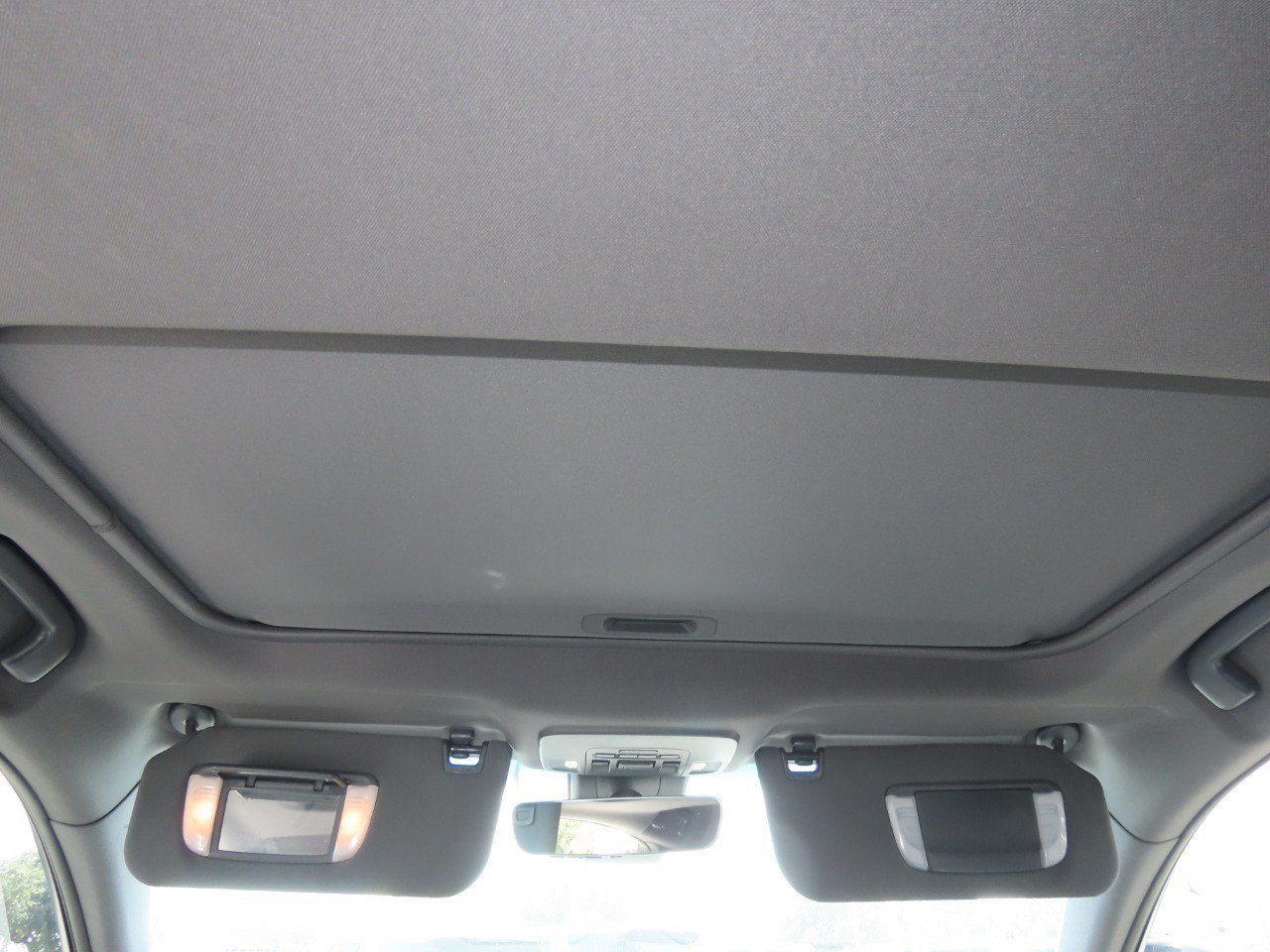 Used 2022 Toyota Avalon Limited w/ Advanced Safety Package FWD image 20