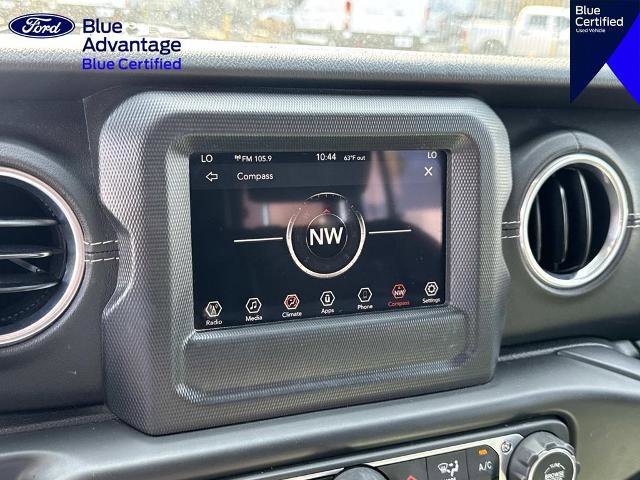 Used 2018 Jeep Wrangler Unlimited Sahara AWD/4WD image 28