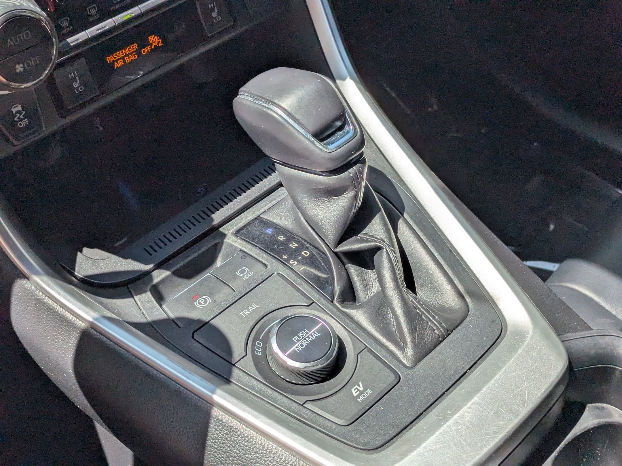 Used 2020 Toyota RAV4 XSE w/ XSE Grade Weather Package image 22