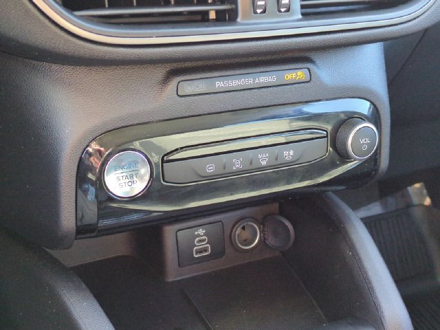 Certified 2024 Ford Escape SE FWD image 24