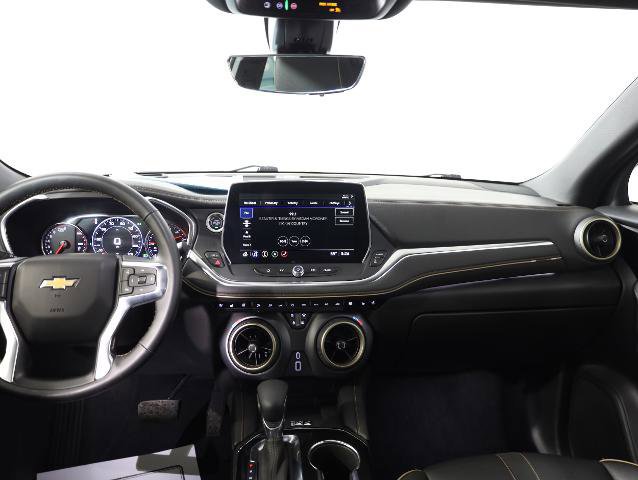 Used 2025 Chevrolet Blazer Premier w/ Driver Confidence II Package image 12