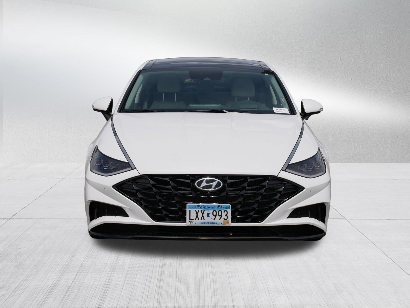 Used 2022 Hyundai Sonata Limited FWD video 2