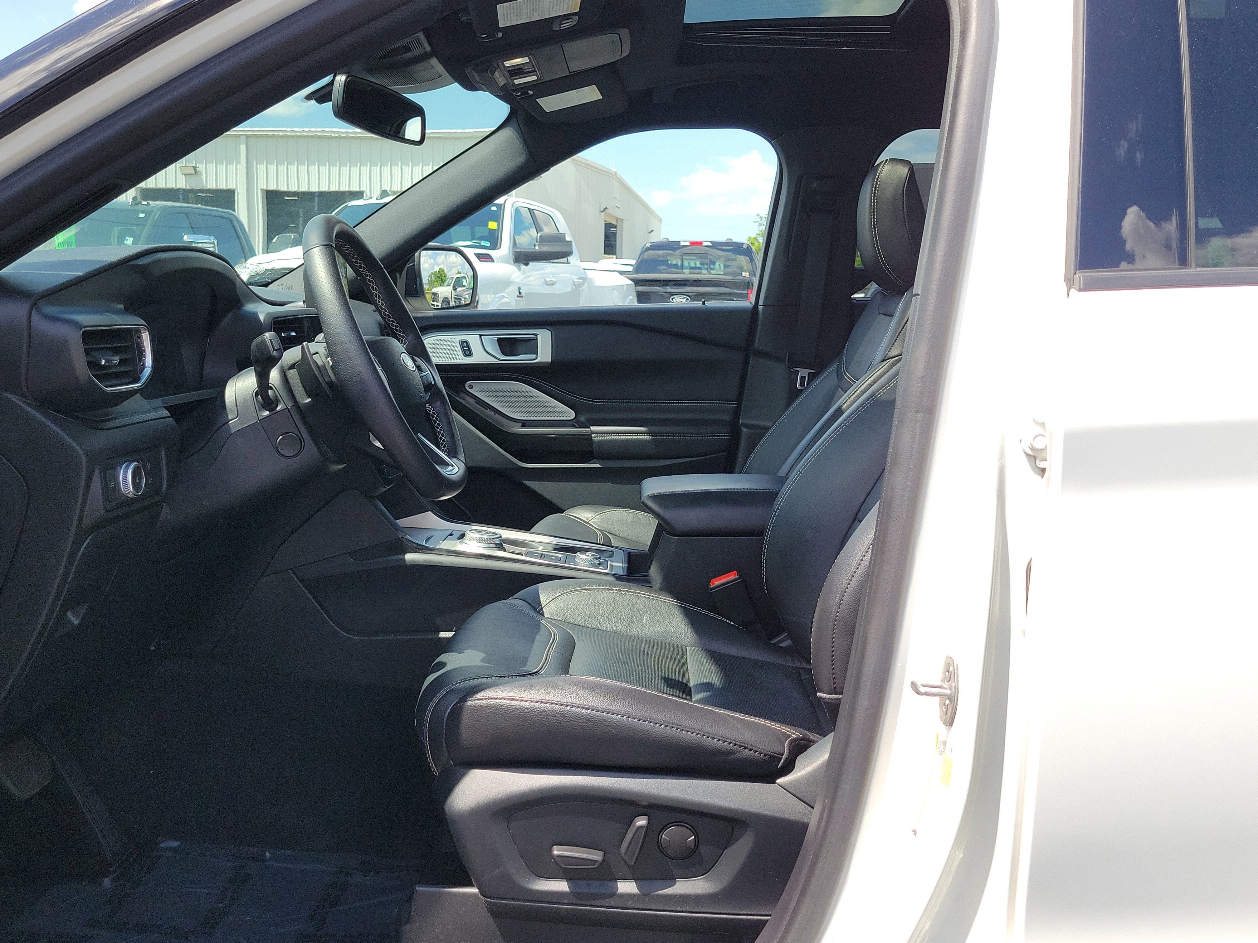 Certified 2022 Ford Explorer ST w/ Equipment Group 401A image 22