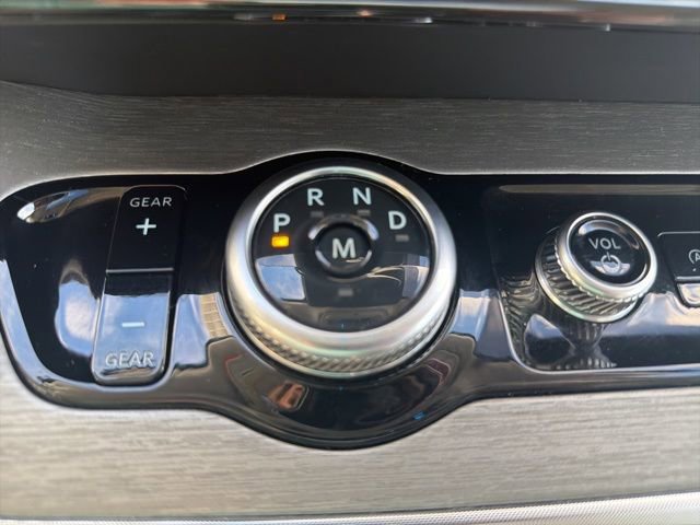 Certified 2025 Ford Expedition Max Platinum image 21