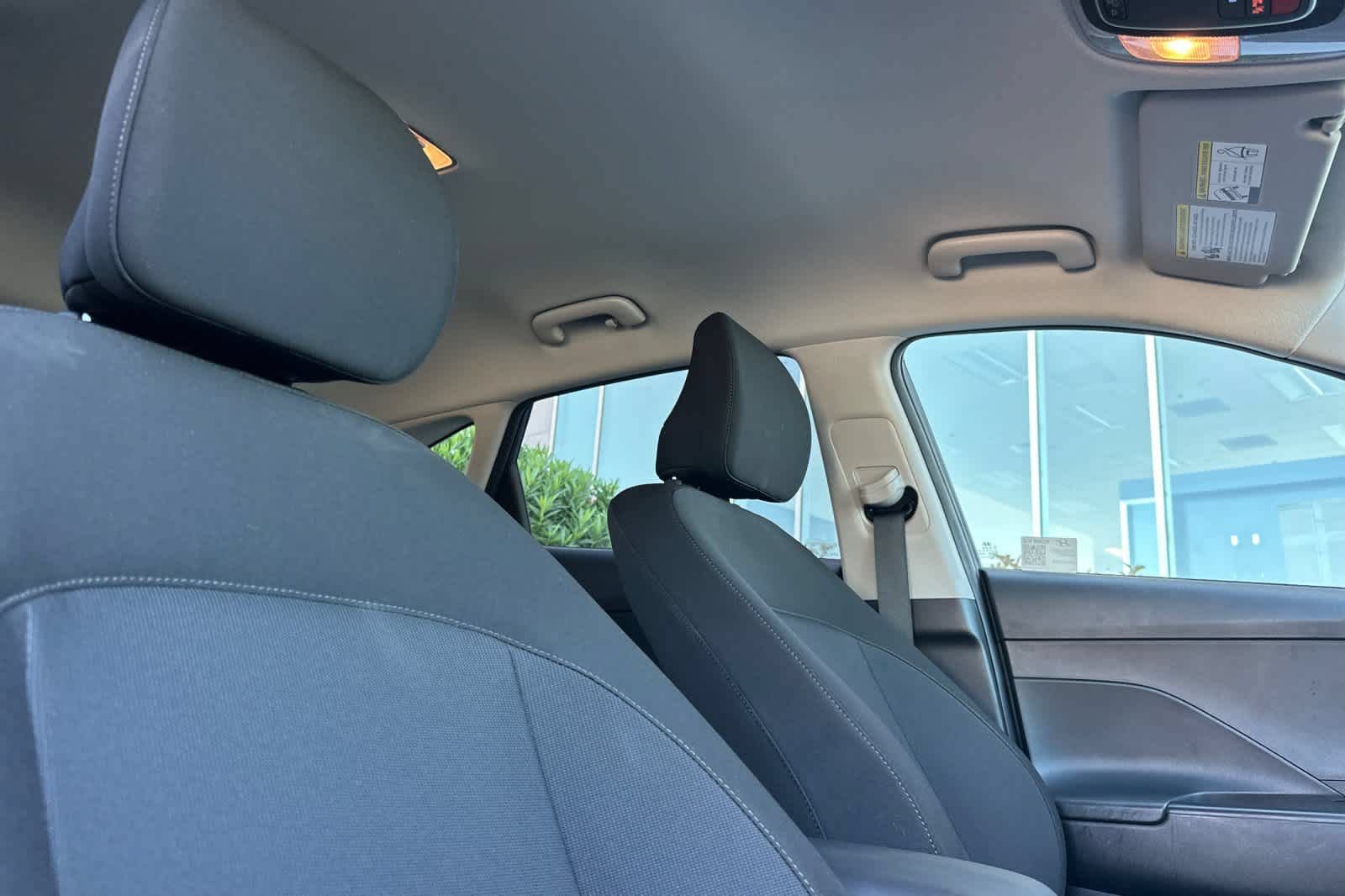 Used 2025 Hyundai Kona SEL FWD image 18