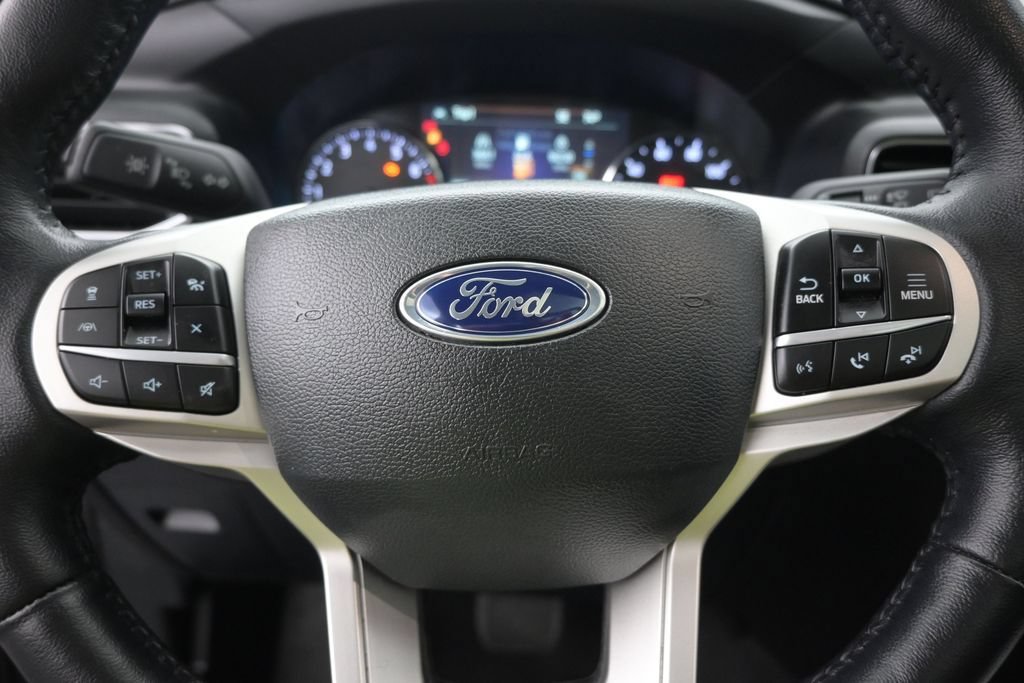 Certified 2023 Ford Explorer XLT w/ Equipment Group 202A RWD image 24
