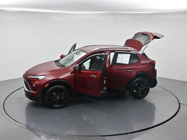 Used 2024 Buick Encore GX Sport Touring AWD/4WD image 48
