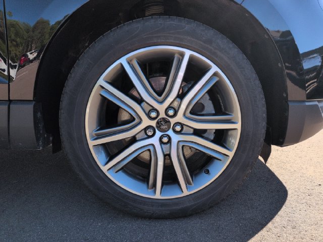 Certified 2024 Ford Edge Titanium w/ Equipment Group 301A AWD/4WD image 13