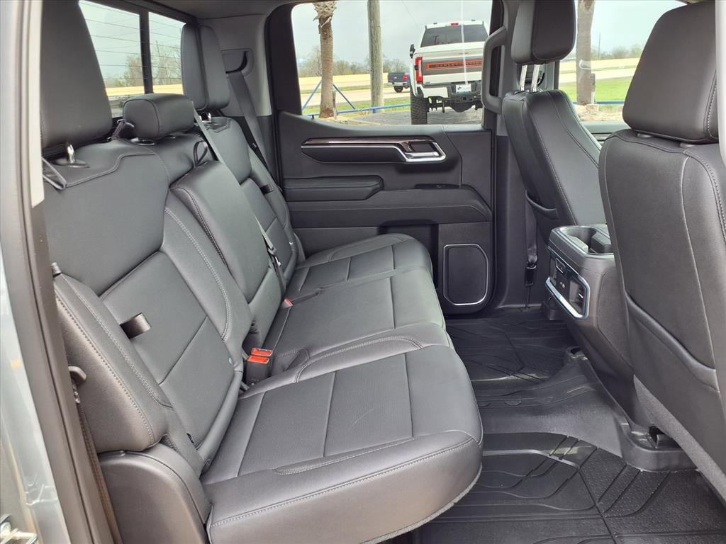 Used 2023 Chevrolet Silverado 1500 LTZ w/ LTZ Premium Package image 27