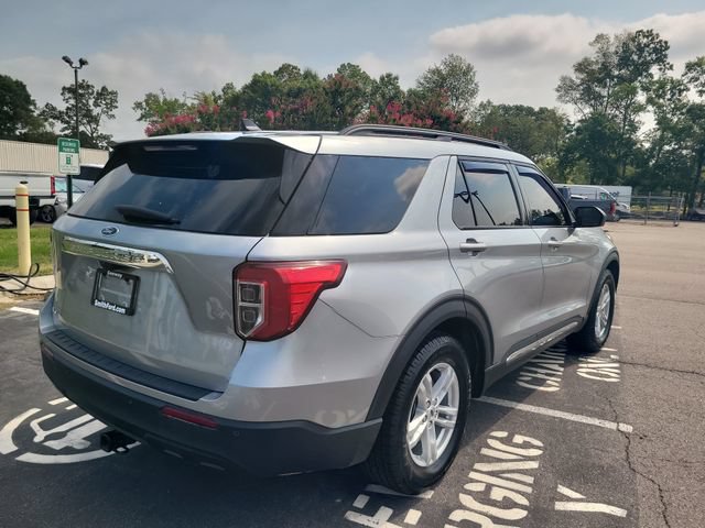 Certified 2023 Ford Explorer XLT RWD image 5