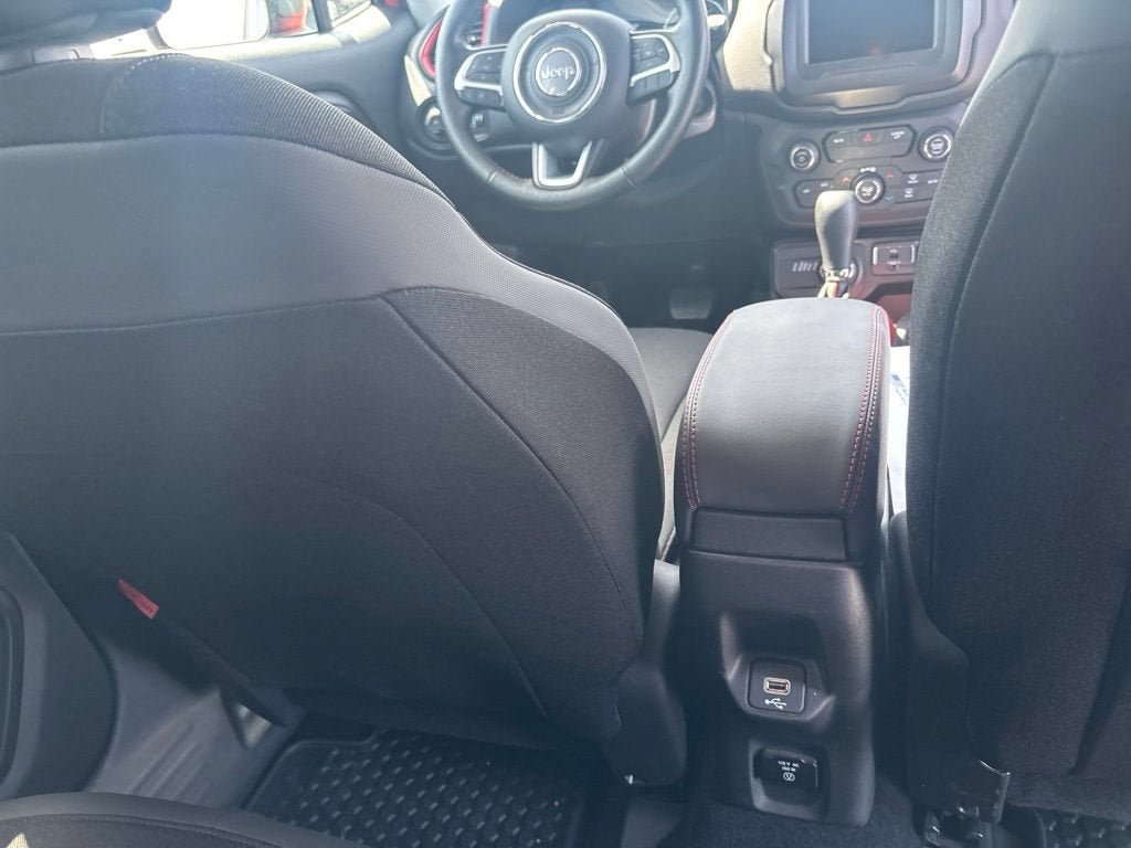 Used 2020 Jeep Renegade Trailhawk w/ Cold Weather Group AWD/4WD image 21