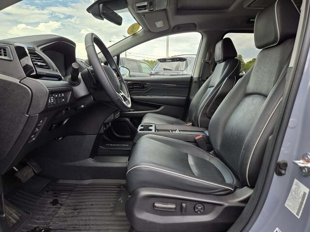 Used 2023 Honda Odyssey Elite image 9
