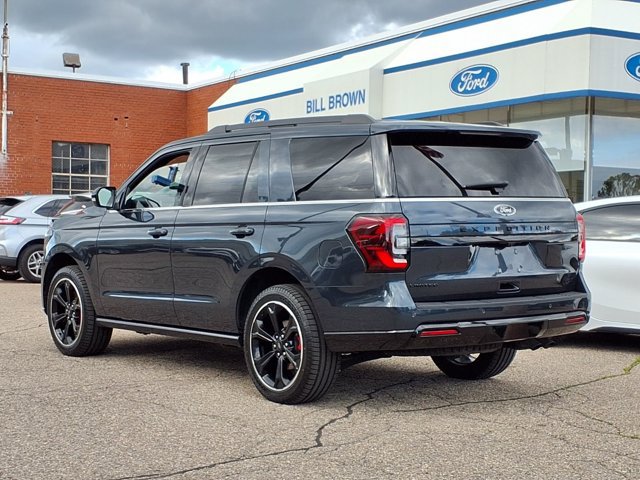 Certified 2022 Ford Expedition Limited AWD/4WD image 2