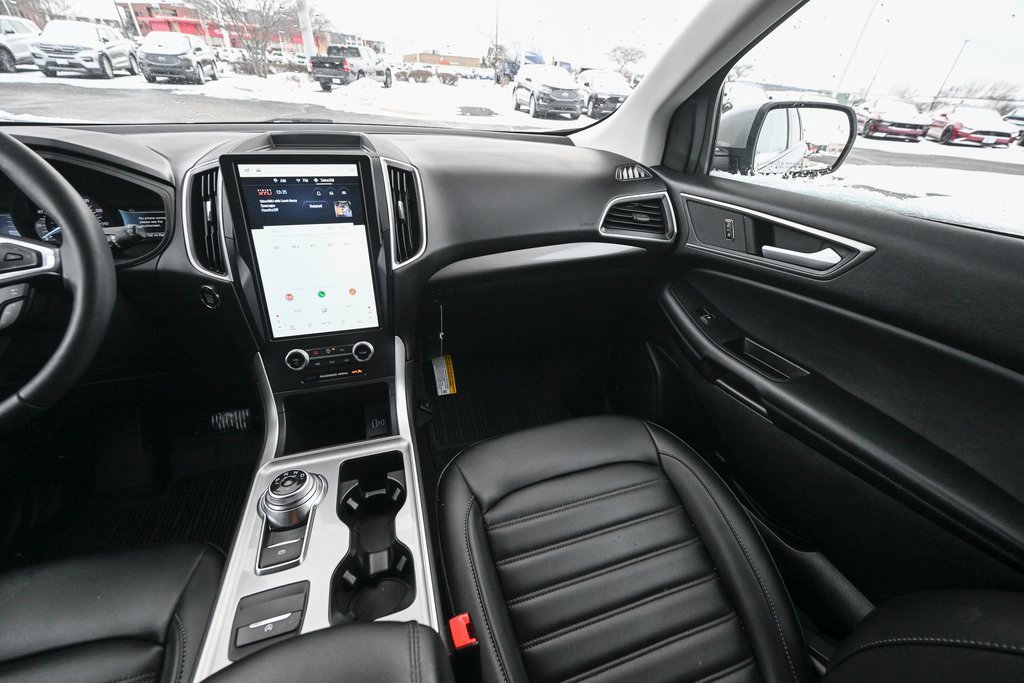 Certified 2024 Ford Edge SEL w/ Convenience Package image 38