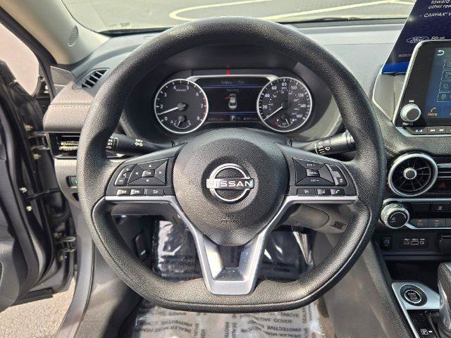 Used 2024 Nissan Sentra SV FWD image 31