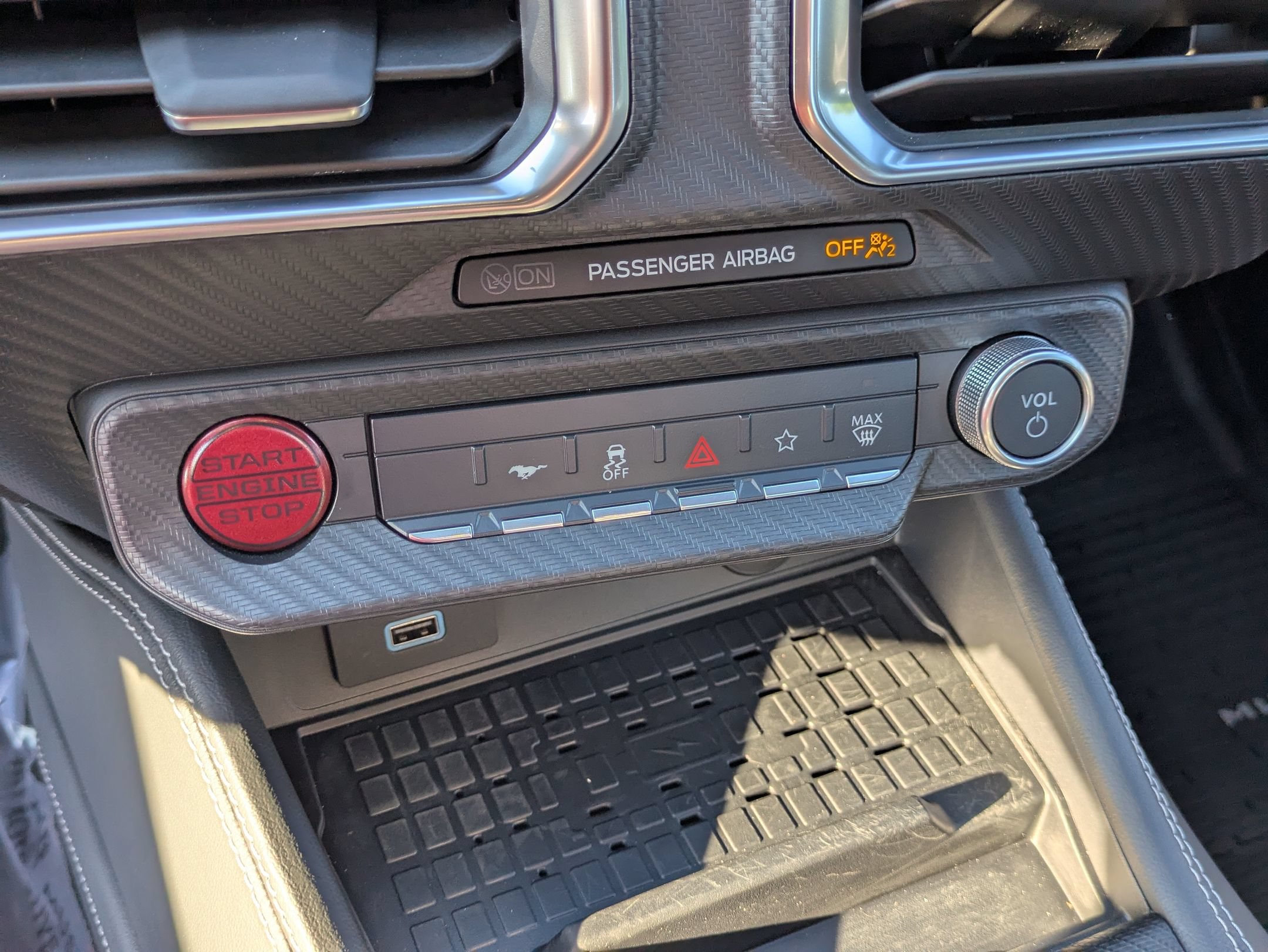 Certified 2024 Ford Mustang GT Premium RWD image 25