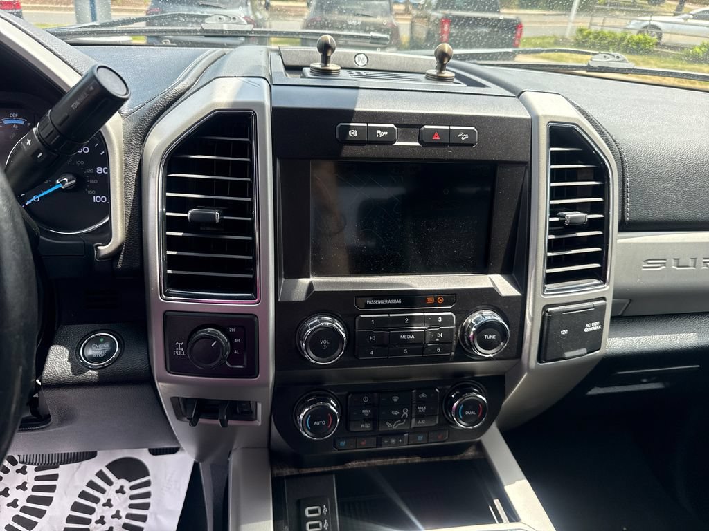 Certified 2019 Ford F250 Lariat w/ Lariat Ultimate Package AWD/4WD image 17