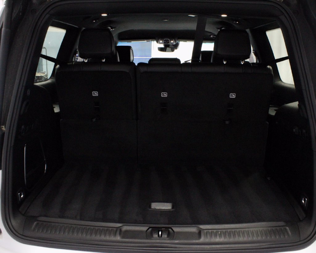 Used 2023 Jeep Wagoneer 2WD image 14