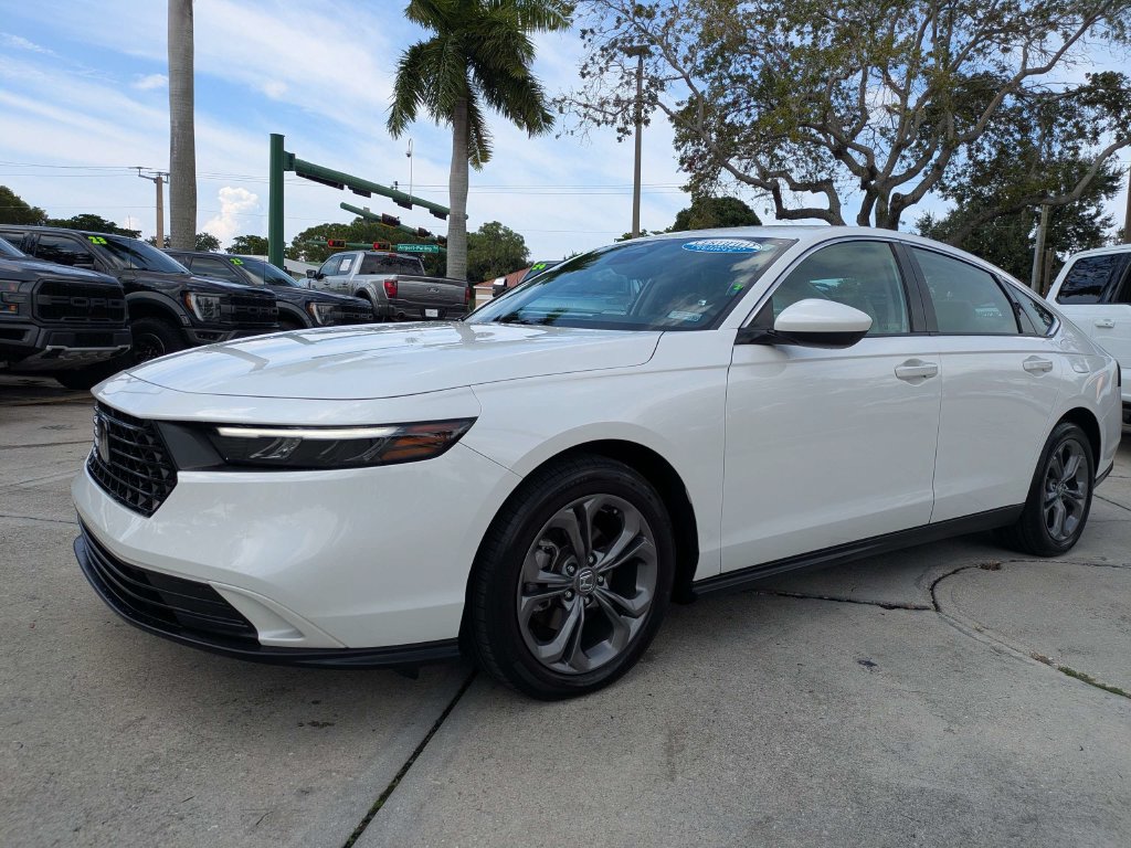 Used 2024 Honda Accord EX image 7