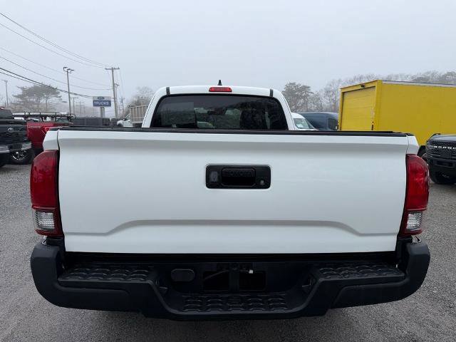 Used 2023 Toyota Tacoma SR image 3