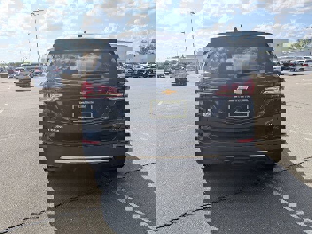 Used 2022 Chevrolet Equinox LT image 8