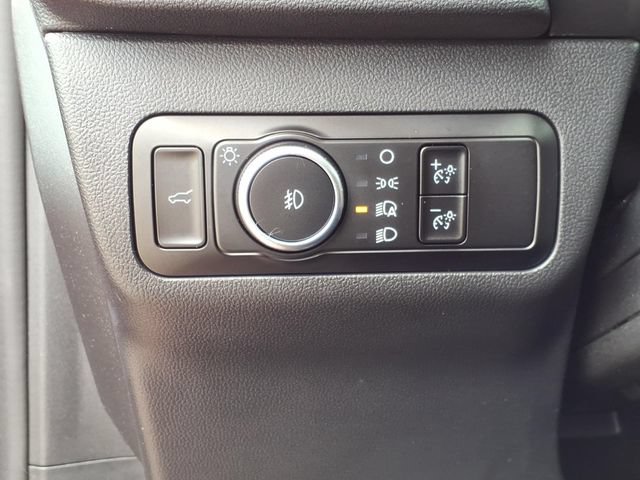 Certified 2023 Ford Escape Platinum w/ Premium Technology Package AWD/4WD image 19