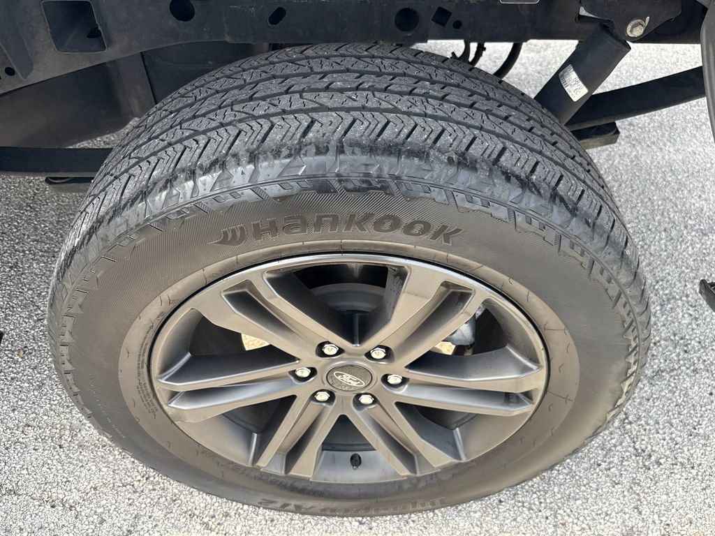 Certified 2022 Ford F150 XLT w/ Equipment Group 302A High image 12