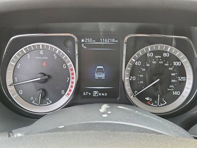 Used 2018 Nissan Titan SV w/ SV Convenience Package RWD image 12