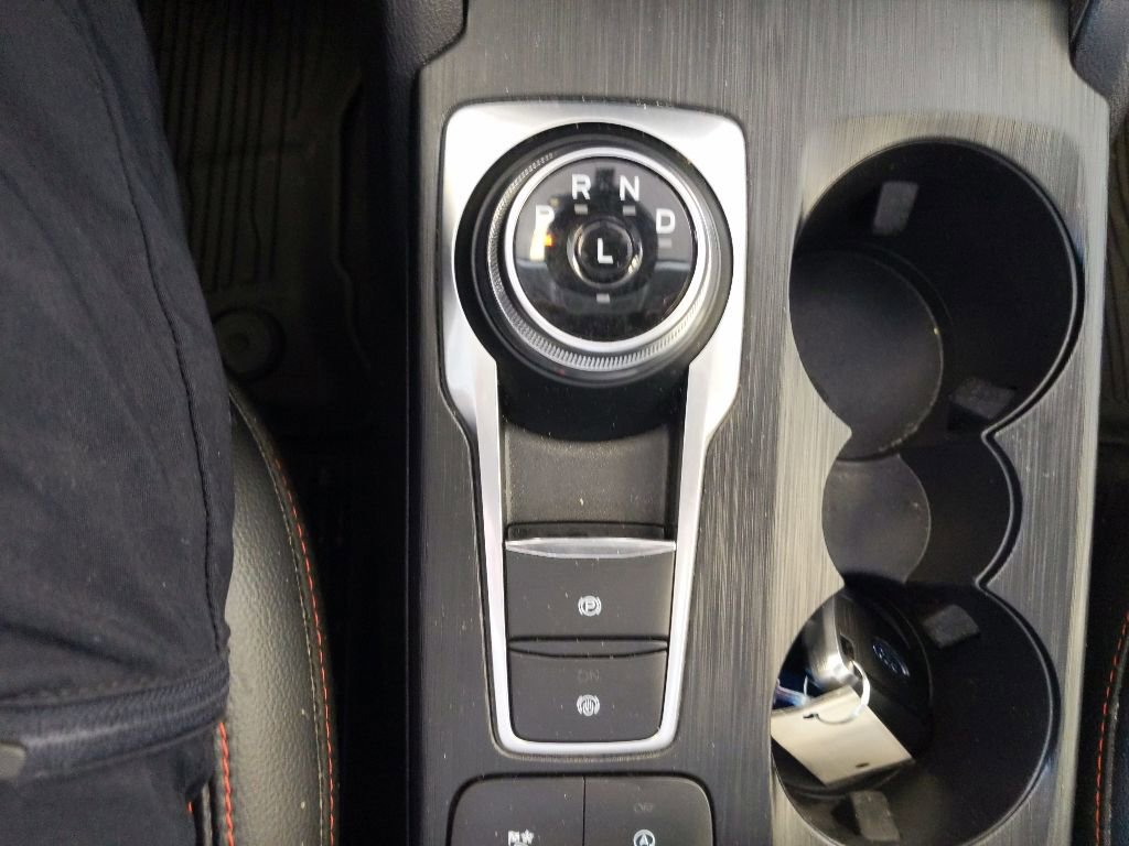 Certified 2022 Ford Escape SEL w/ SEL Stealth AWD Package image 23