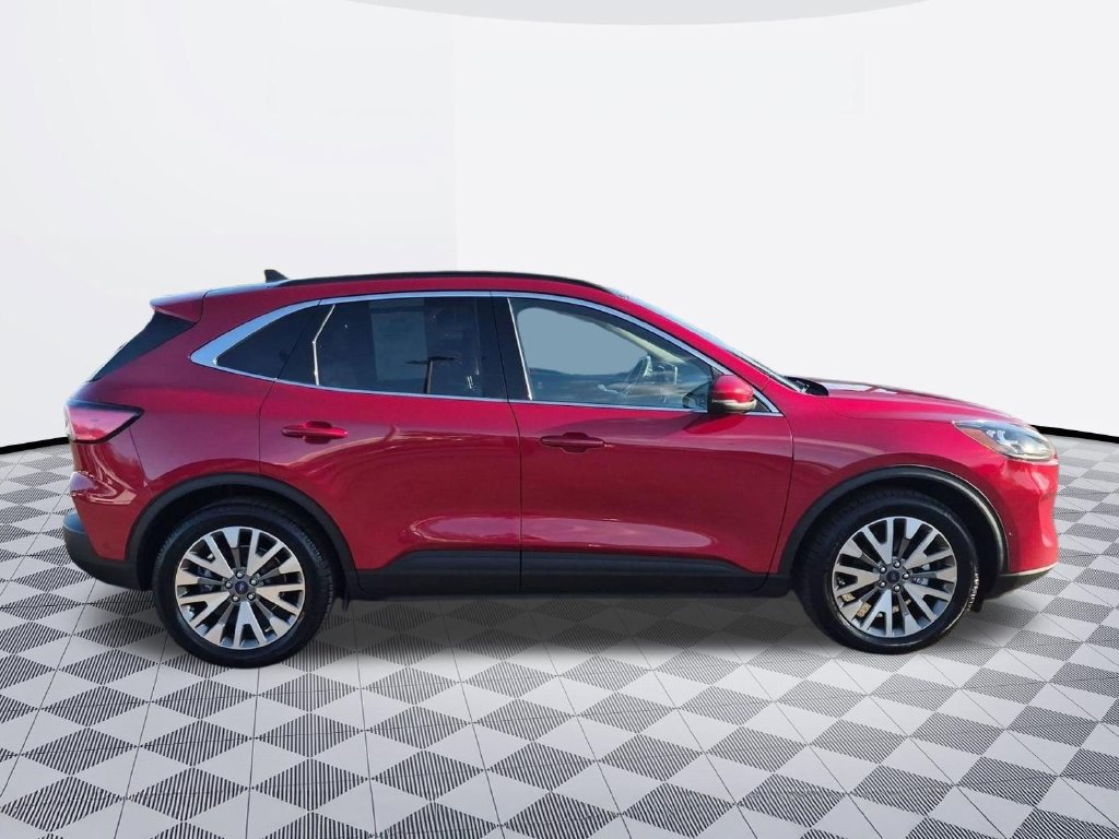 Certified 2020 Ford Escape Titanium AWD/4WD image 7