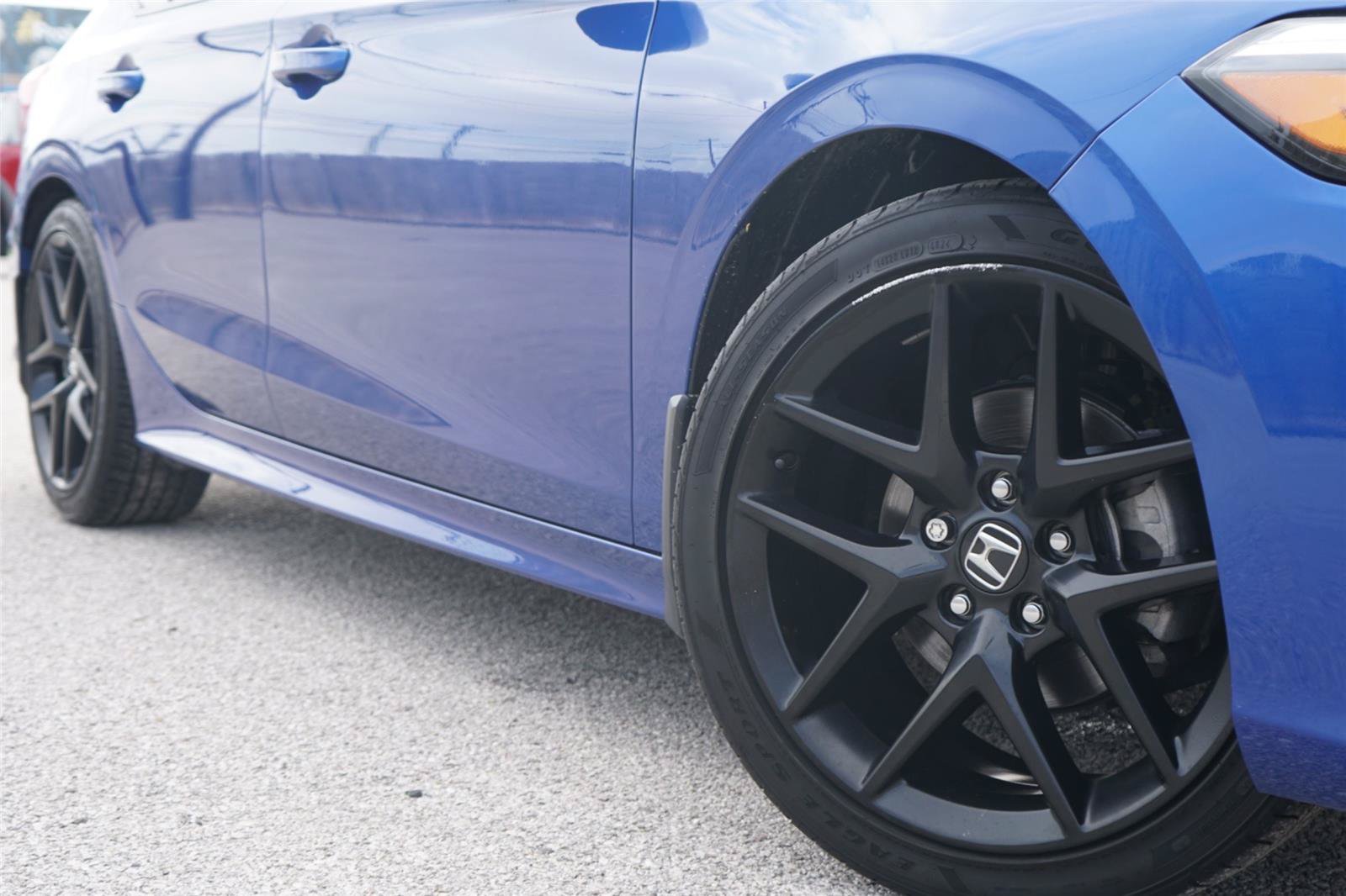 Used 2022 Honda Civic Sport image 2