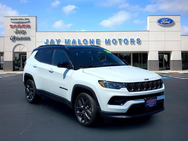 Used 2026 Jeep Compass Limited AWD/4WD image 8