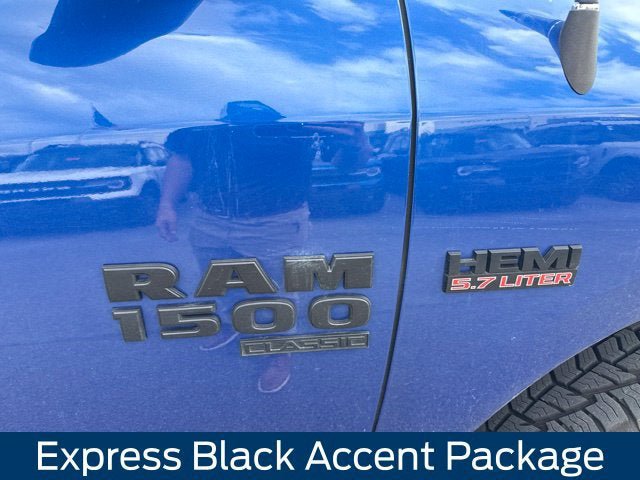 Used 2019 RAM 1500 Express w/ Express Value Package AWD/4WD image 7