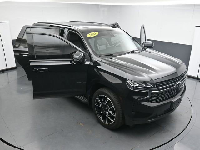 Used 2021 Chevrolet Tahoe RST w/ Luxury Package AWD/4WD image 39