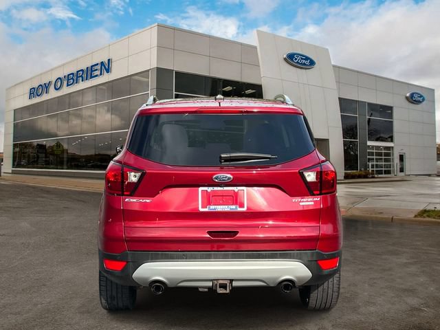 Certified 2019 Ford Escape Titanium w/ U0J03 - Titanium Tow Package FWD image 4