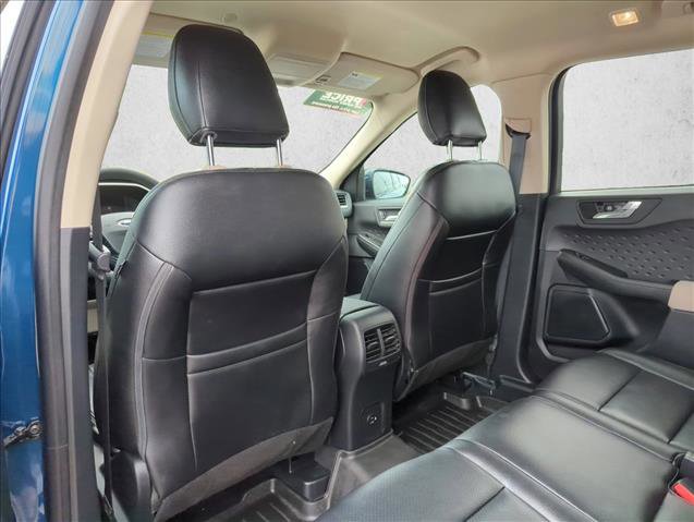 Certified 2020 Ford Escape SE FWD image 17