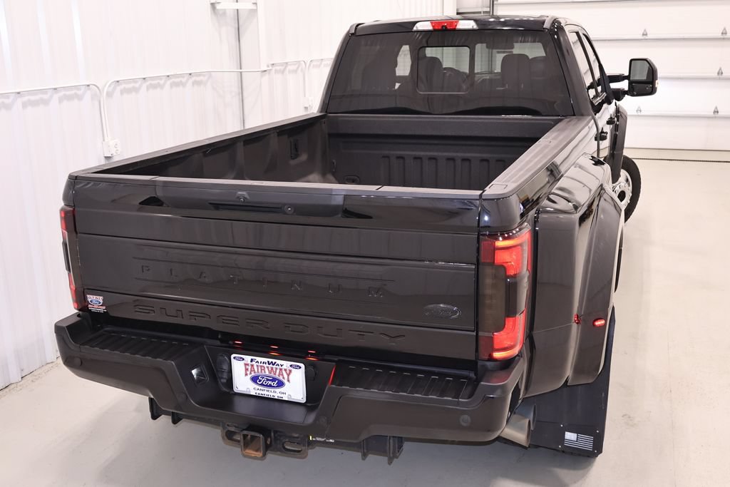 Certified 2019 Ford F450 Platinum w/ Platinum Ultimate Package AWD/4WD image 47