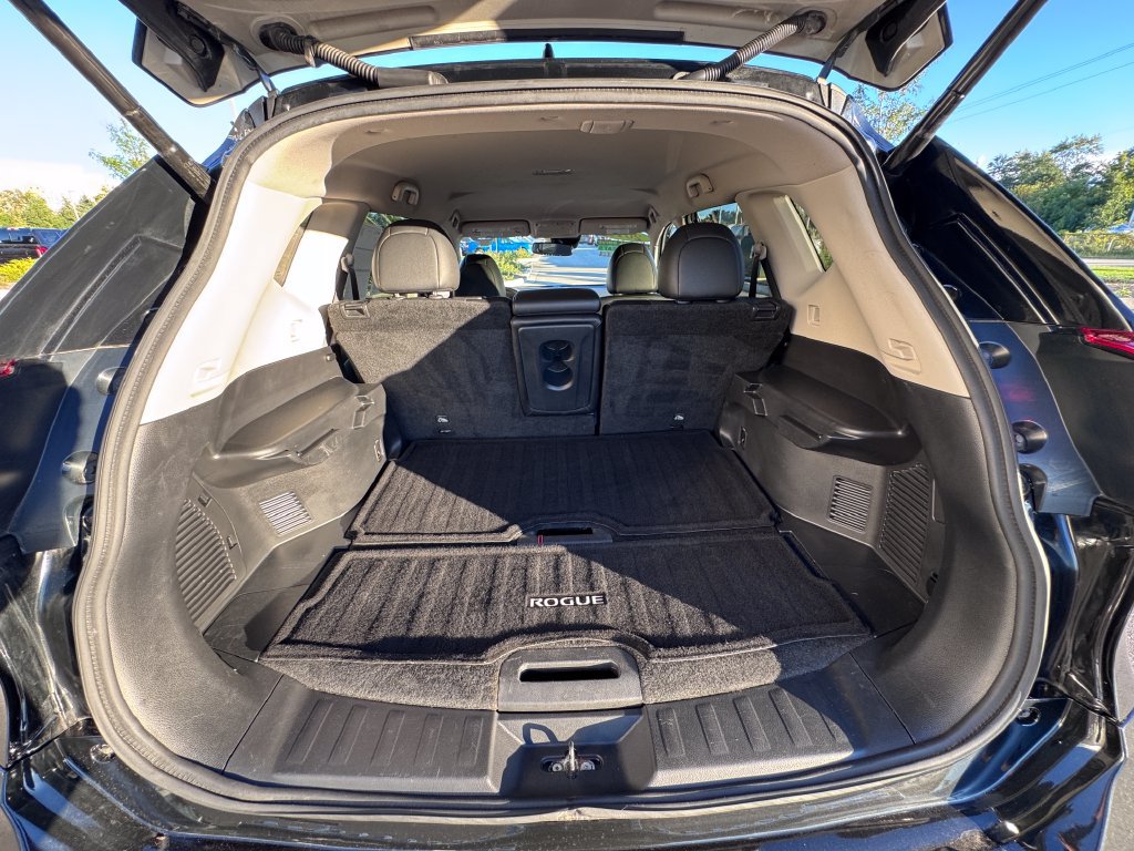 Used 2019 Nissan Rogue SL AWD/4WD image 15