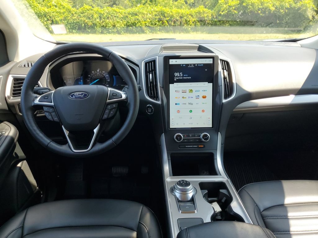 Certified 2023 Ford Edge SEL w/ Convenience Package AWD/4WD image 18