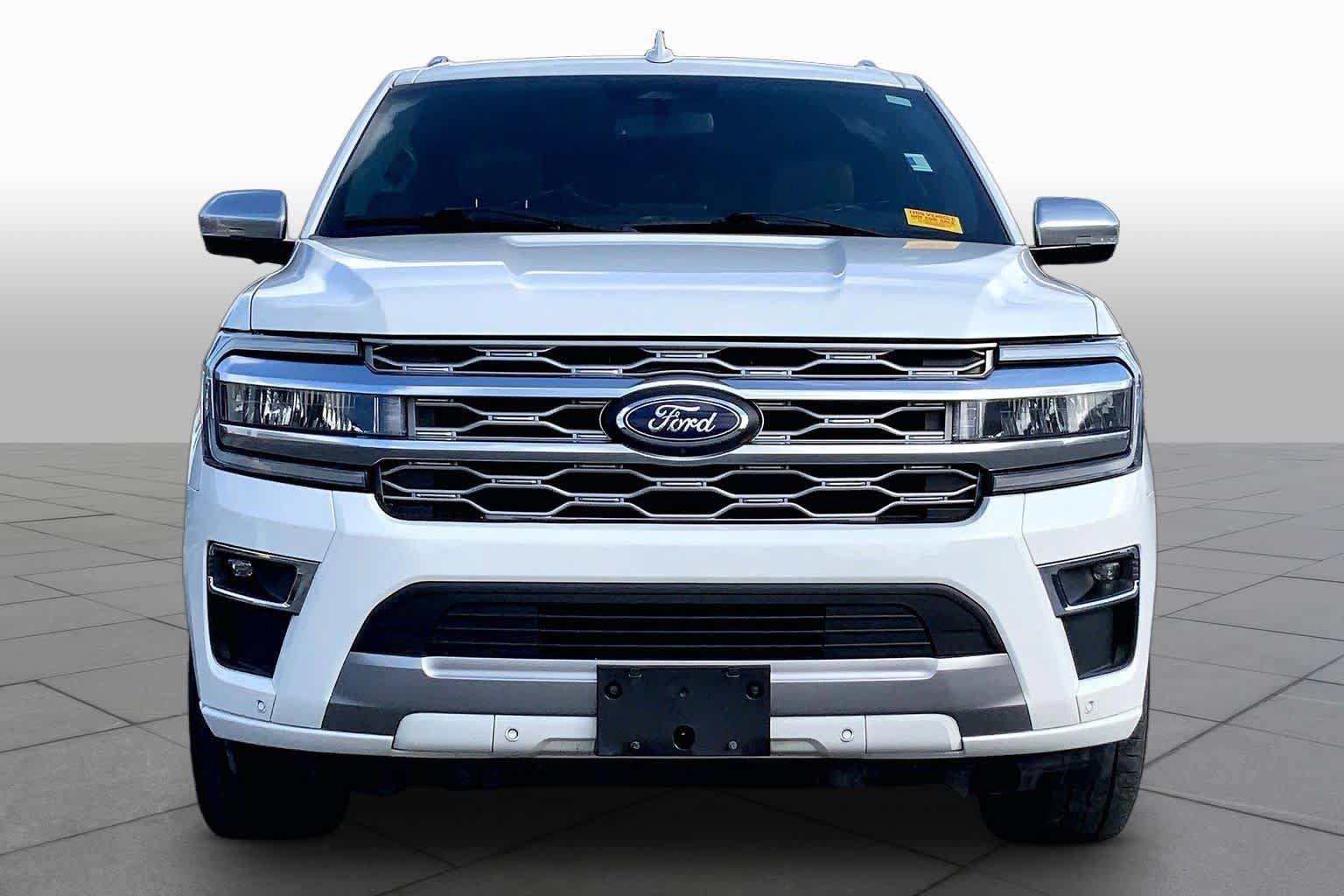 Certified 2023 Ford Expedition Platinum RWD image 4