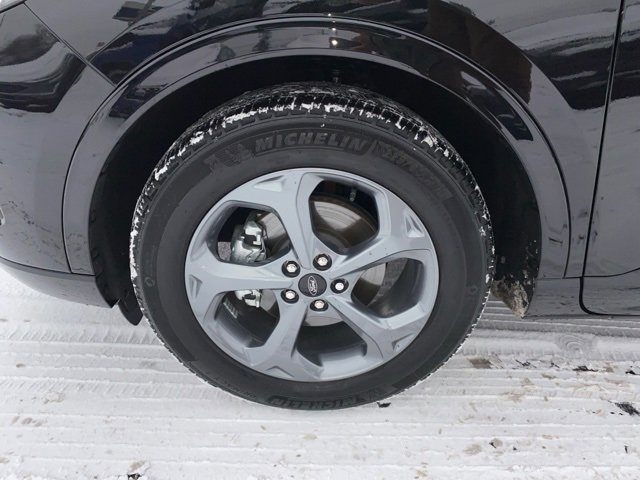 Certified 2023 Ford Escape ST-Line Select w/ Tech Pack #2 image 9