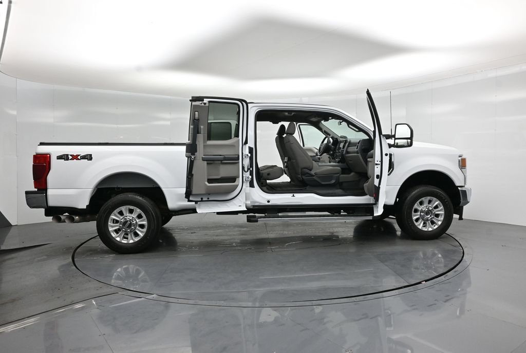 Certified 2022 Ford F350 XLT w/ XLT Value Package AWD/4WD image 4
