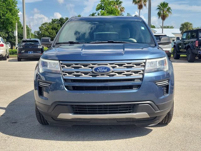 Certified 2018 Ford Explorer XLT FWD image 2