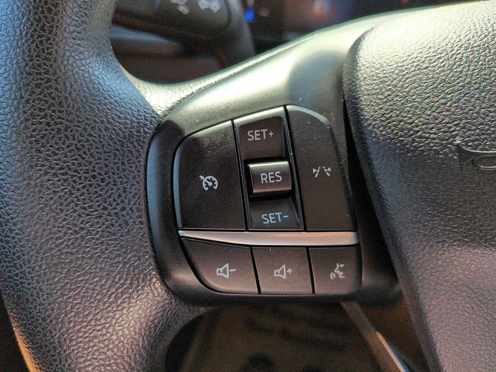 Certified 2025 Ford Escape Active FWD image 16