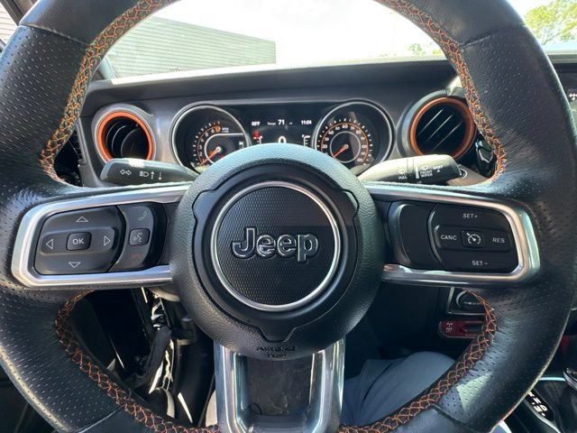 Used 2023 Jeep Gladiator Mojave AWD/4WD image 19