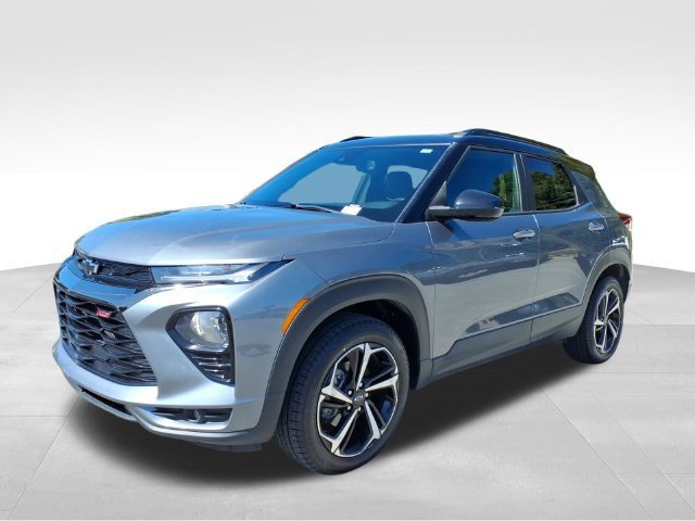 Used 2021 Chevrolet TrailBlazer RS w/ Sun and Liftgate Package AWD/4WD image 2