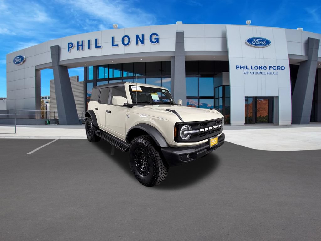 Certified 2026 Ford Bronco Outer Banks w/ Sasquatch Package AWD/4WD image 7