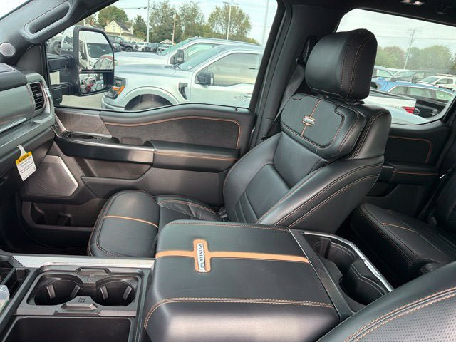 Certified 2024 Ford F350 Platinum w/ Tremor Off-Road Package AWD/4WD image 17